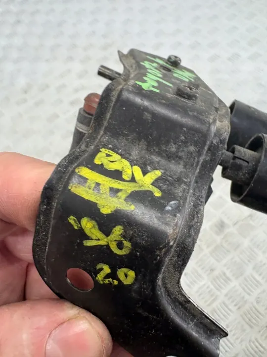 Válvula de vácuo OEM para Toyota RAV4 2.0 16V image 4