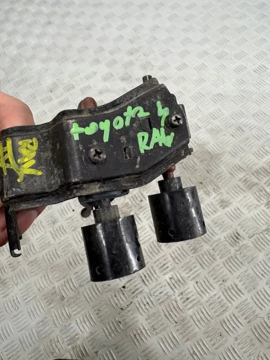 Válvula de vácuo OEM para Toyota RAV4 2.0 16V image 5