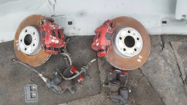 Bremszangen OEM 7856758789 für Audi A5 A4 B8 image 3