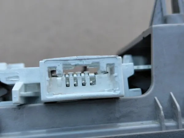 Renault Captur I Luz Techo Micrófono OEM 283128032R image 7