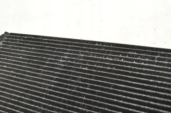 Ilmastointisäteilijä Aston Martin Vantage 4.7 OEM 9G43-19710-AB image 8