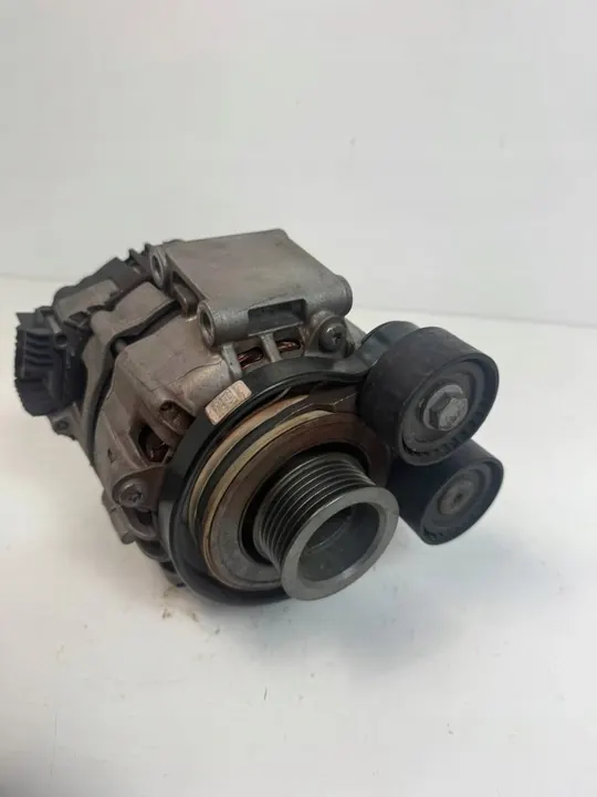 Audi A5 F5 2.0 TFSI Generaattori 06L903018H image 2