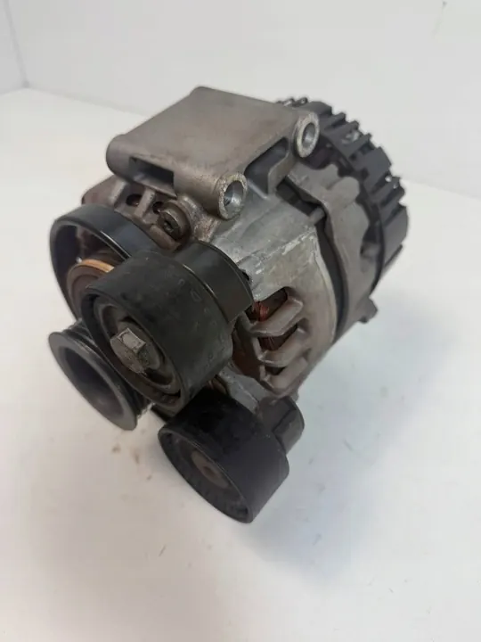 Audi A5 F5 2.0 TFSI Generaattori 06L903018H image 3