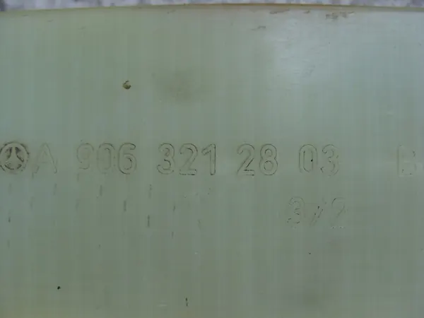 Mercedes-Benz OE A9063212803 image 4