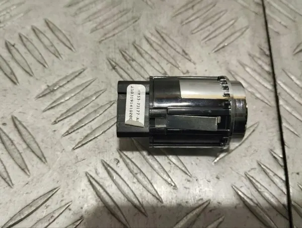 Aston Martin DB11 2019 Kytkin OEM HY537J177AB image 3