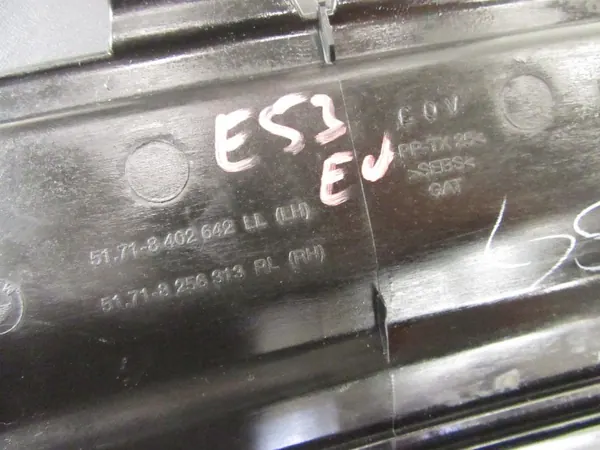 BMW E53 X5 Luchtrooster OEM 8402642 image 10