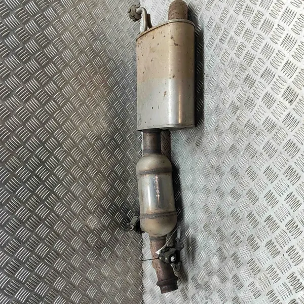 Catalyseur OEM 9833928880 pour Opel Vivaro C image 2