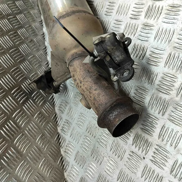 Catalyseur OEM 9833928880 pour Opel Vivaro C image 4