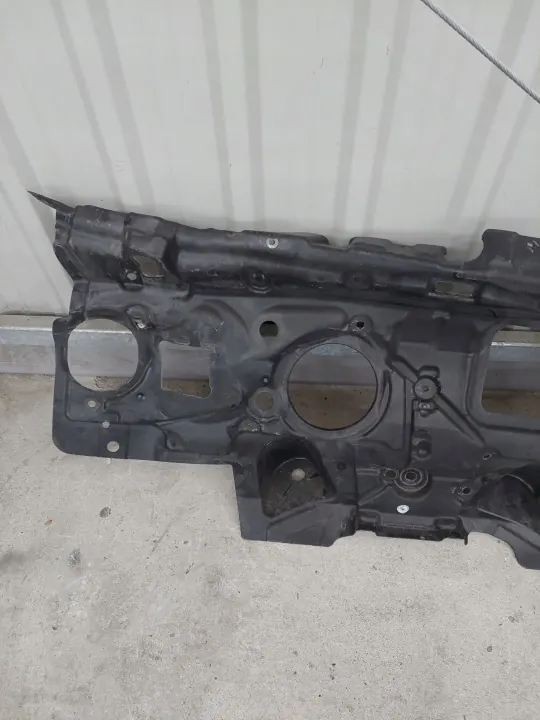 BMW 2 F46 F45 väliseinäeriste OEM 7326969 image 3