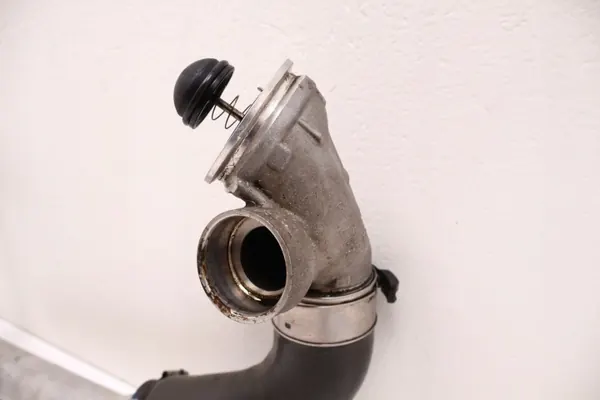 Volvo Intercoolerrör OEM 31431981 för XC60 II/V60 II image 4