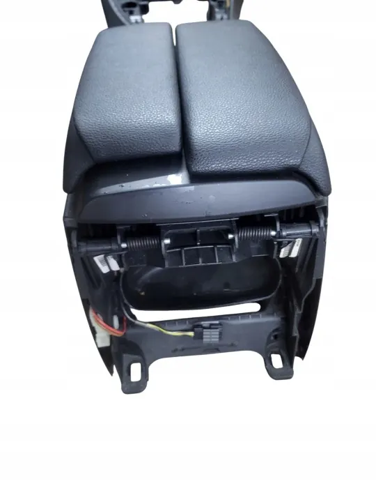 Apoio de Braço BMW E90 E91 OEM PODŁOKIETNIK - Usado image 3
