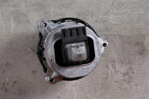 Supporto motore sinistro BMW G30 G31 G32 X3 G01 X4 G02 X5 G05 8482771 image 4