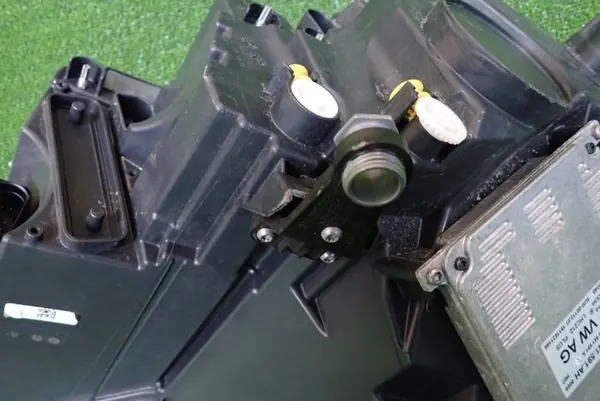 SKODA KAROQ FULL LED 16-21 Farol Direito OEM 57B941016F image 6