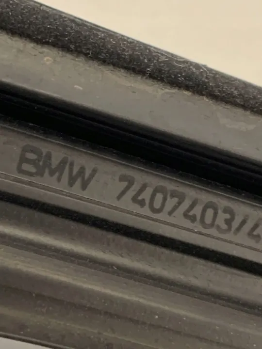 Junta de ventana delantera izquierda OEM 7407403 BMW G20/G21 image 7