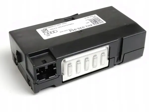 Enchufe USB Audi OEM 4N1035954 - Pieza original usada image 3