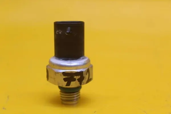 Sensor de presión de aceite Ford Kuga Transit Fiesta GN1A9D290BA image 4