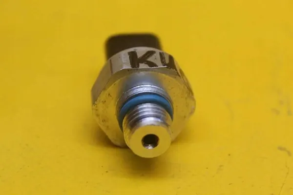 Sensor de presión de aceite Ford Kuga Transit Fiesta GN1A9D290BA image 6