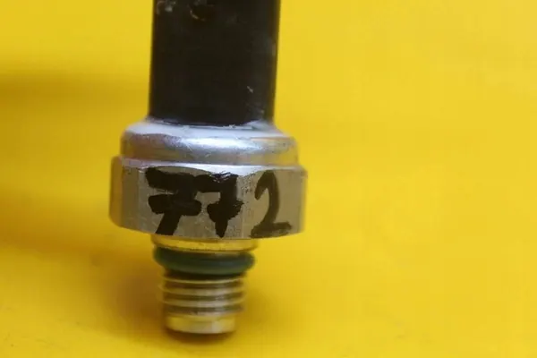 Sensor de presión de aceite Ford Kuga Transit Fiesta GN1A9D290BA image 8