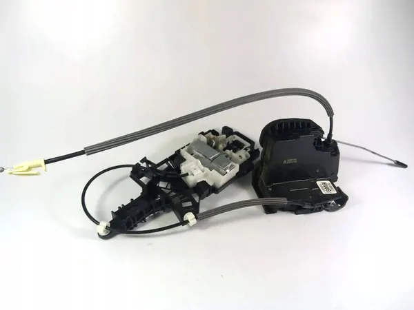 Fram höger dörrlås Chevrolet Silverado 1500 2019+ OEM image 2