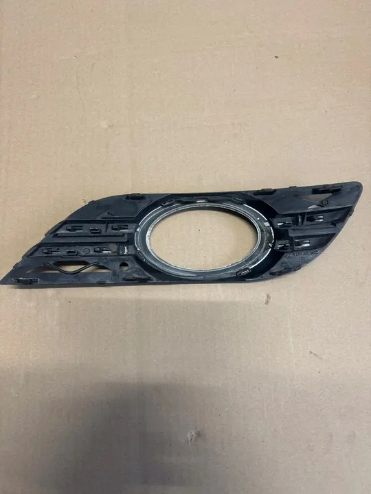 MERCEDES W211 Bouchon de Pare-chocs Halogène Gauche A2118850822 image 2