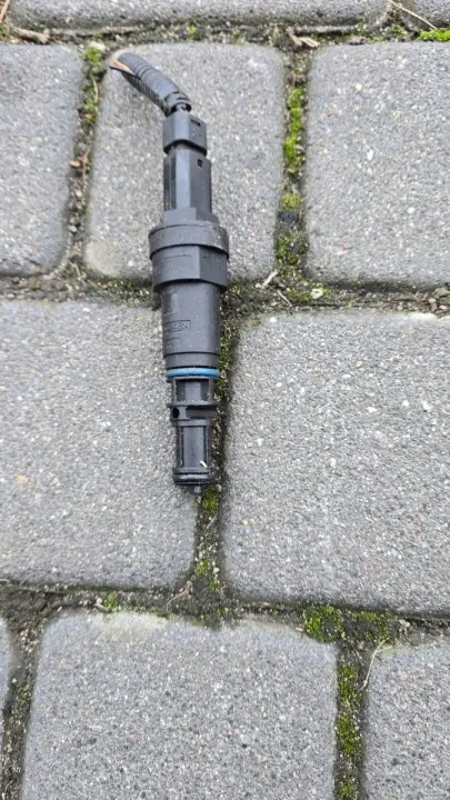 Mitsubishi OE MR329500 Geschwindigkeitssensor - Gebraucht image 2
