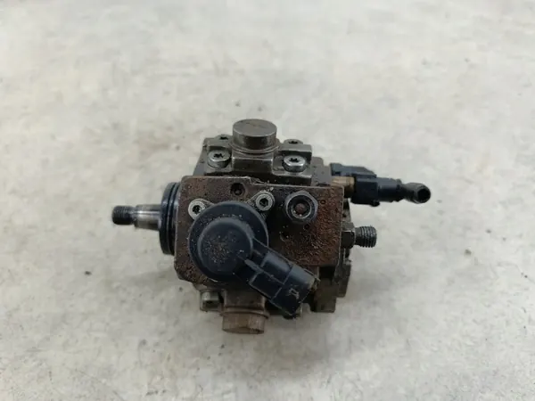 Bomba de injeção OEM 8200503230 para Renault Master image 4