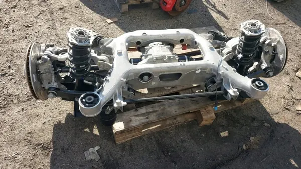 BMW 5 G60 G61 takajousitus differentiaali OEM image 4