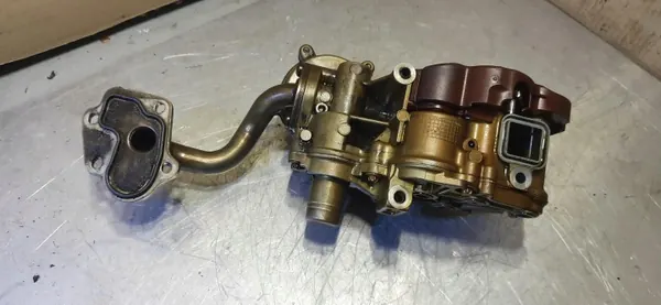 Pompe à huile OEM 079115277J pour Audi A4 S4 B7 4.2 V8 image 6