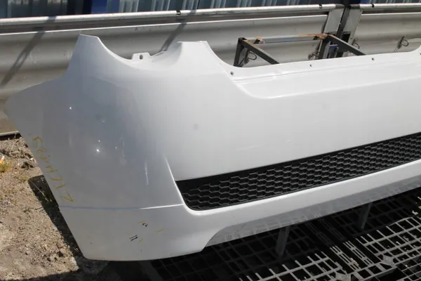 CHEVROLET AVEO T255 07- Rejilla de Parachoques Trasero 96816939 image 5