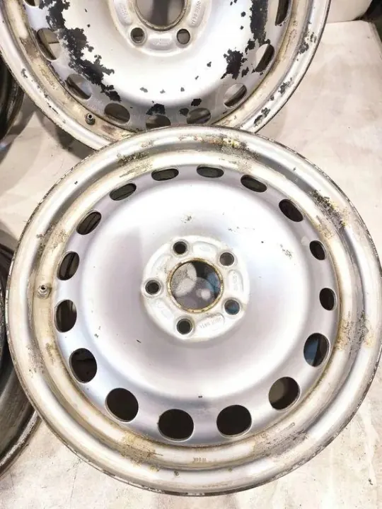 DT111100 Vorderer rechter Stoßdämpferhalter Ford Transit image 5