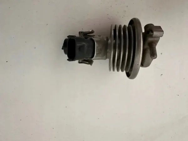 Inyector AdBlue Jaguar OEM 04440210502 - Usado image 2