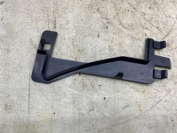 Suporte de para-choque dianteiro direito RENAULT CAPTUR OEM image 4