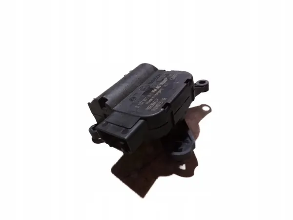 Moteur de volet VW Sharan OEM 0132801341 - 2.0L Diesel image 2