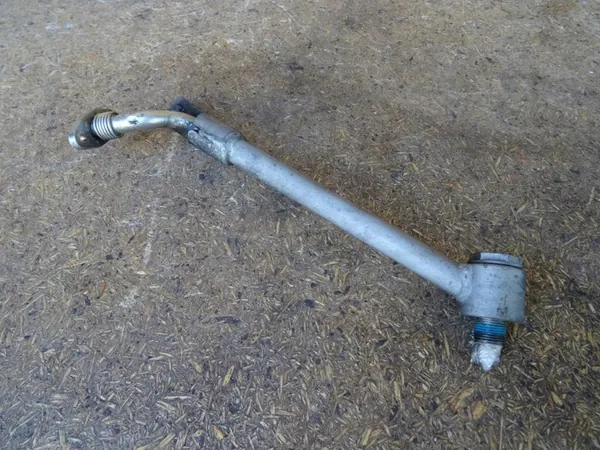 Tubo de drenagem de óleo turbo AUDI A3 8P 1.9 TDI image 10