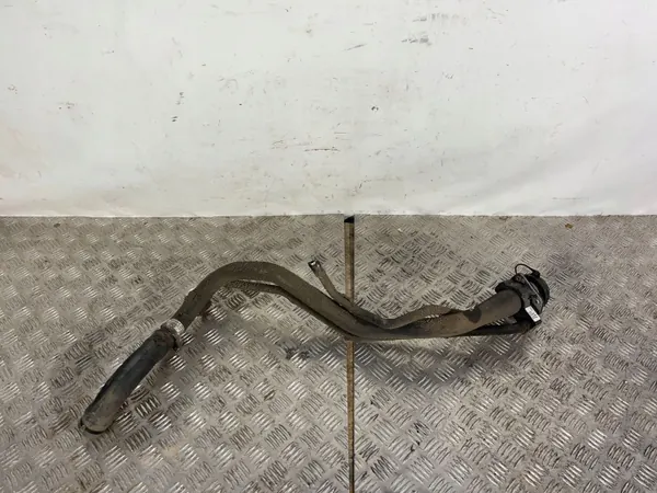 Cuello de Llenado Hyundai OEM FOB22046 - Usado image 2