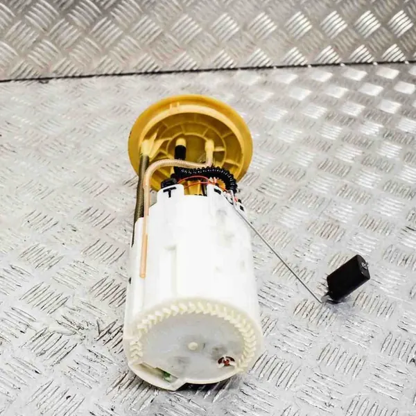 Bomba de combustible VW Crafter 30-50 Furgon A9064703194 image 3