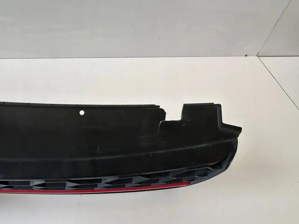 Volkswagen Golf VII 2014 Front Grille image 2