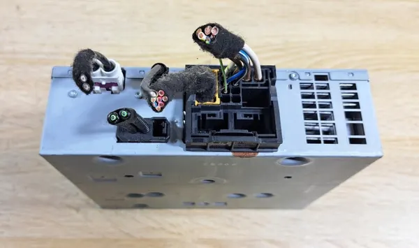 OEM 4G0035061Q Radio Tuner Module voor Audi A4 B8 image 3