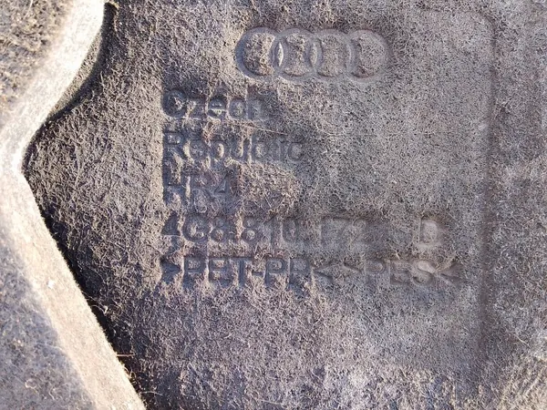 Audi RS7 C7 Aile Arrière Droite OEM 4G8810172D image 3