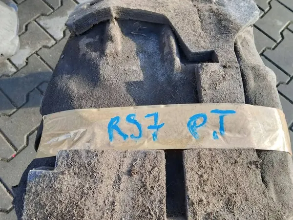 Audi RS7 C7 Aile Arrière Droite OEM 4G8810172D image 4