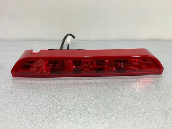 Feu Stop Arrière Kia Stonic OEM S30234767 image 2