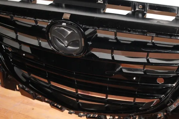 Grill MAZDA 3 13- BJS7-50712 image 2