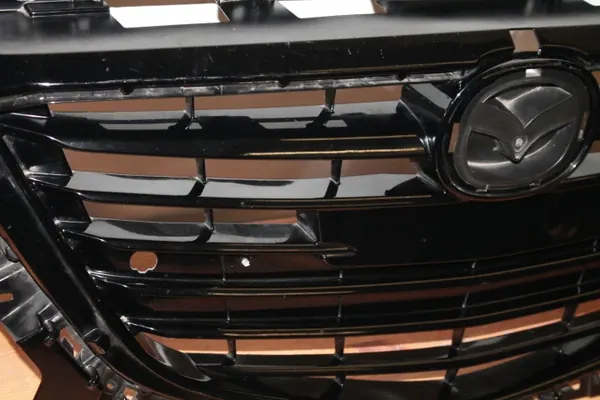 Grill MAZDA 3 13- BJS7-50712 image 9