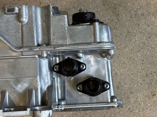 Inversor BMW X1 U11 OEM 5B335F3 - Usado image 4