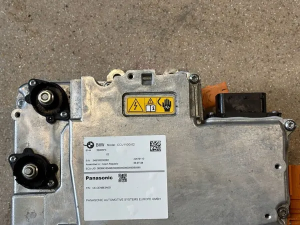 Inversor BMW X1 U11 OEM 5B335F3 - Usado image 6