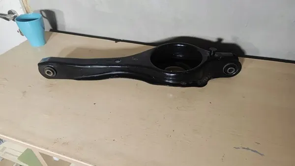 Rear Control Arm Left Side Mazda 3 II BBM234350 image 3