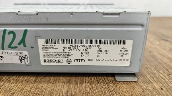 Audi A8 D3 Radio Tuner OEM 4E0035541S image 4