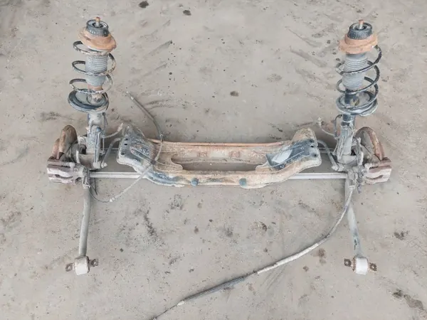 OEM Hinterachsschwinge Alfa Romeo 147 - Gebraucht image 4