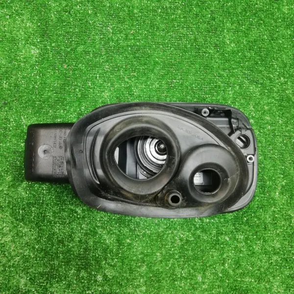 Trappe à carburant Audi Q5 II OEM ID_1622 - Occasion image 3
