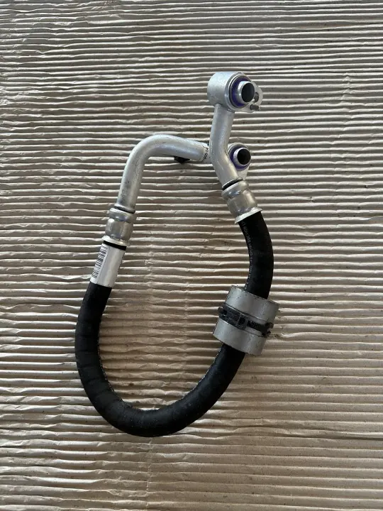 Manguera Aire Acondicionado BMW OEM 9311903 G30 G31 image 2
